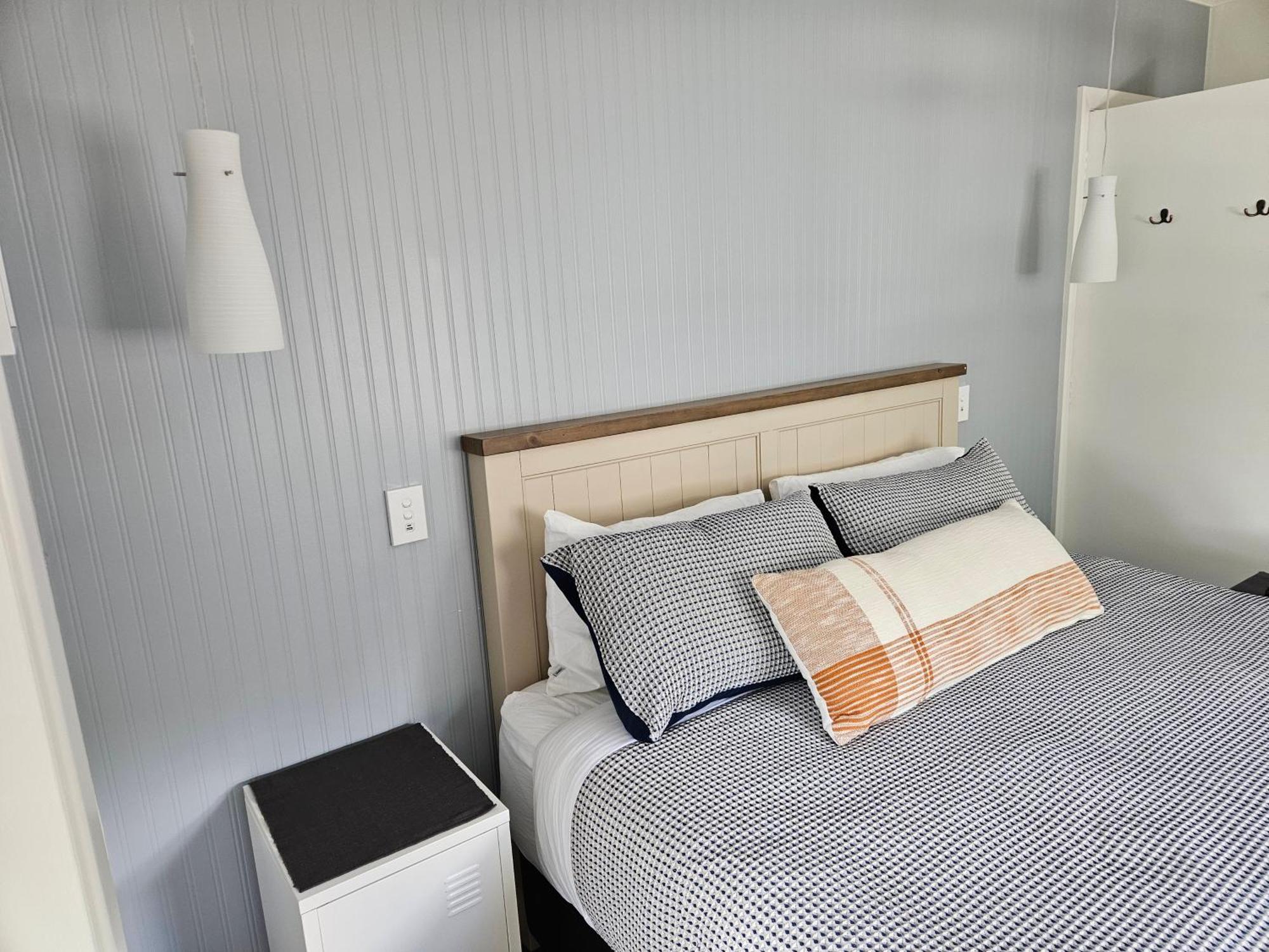 Inner Base Apartment *
